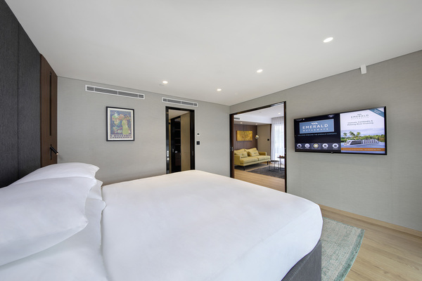 Emerald Waterways - Emerald Harmony - Owners One-Bed Suite _15_.jpg